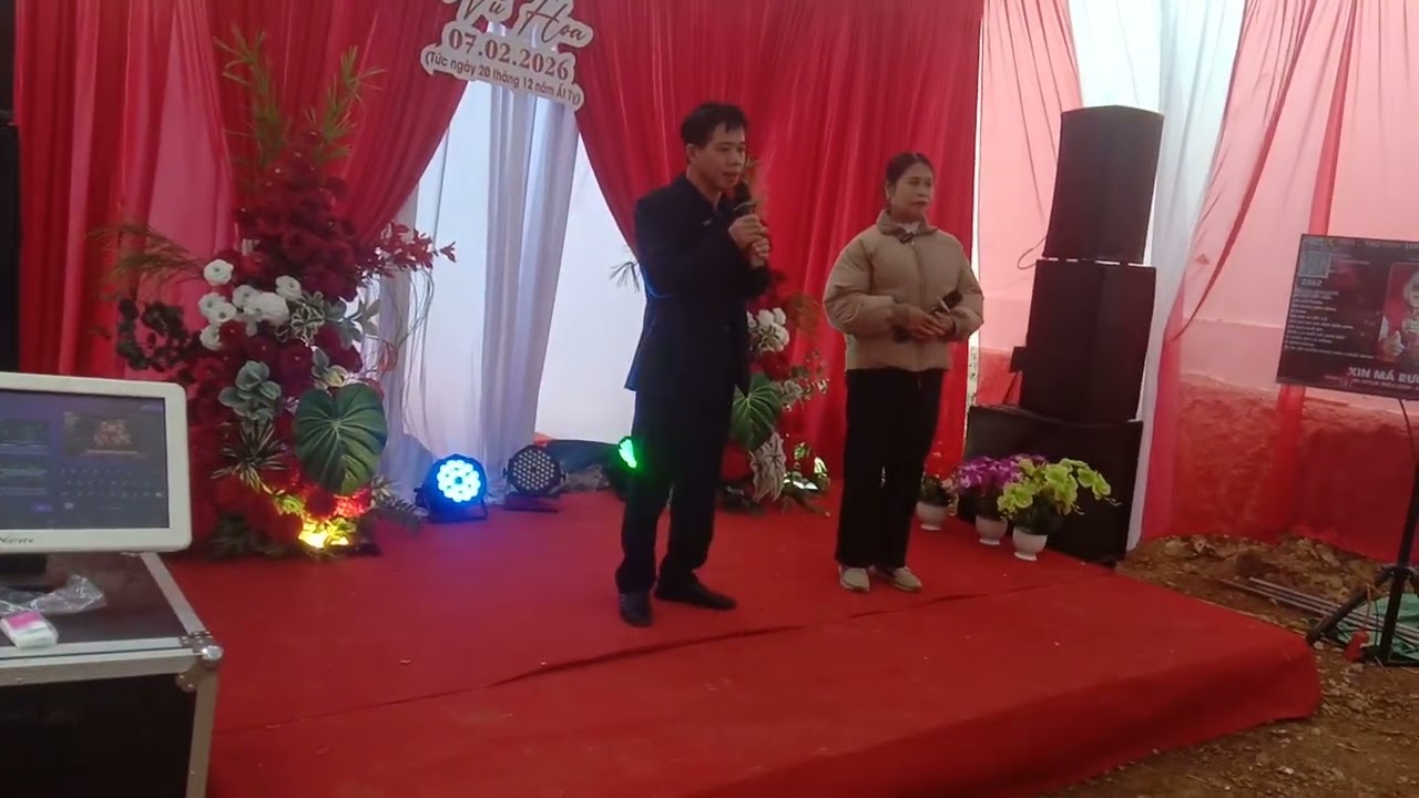Hát lượn kiên nông và chị lương xuân mừng lễ thành hôn con cháu