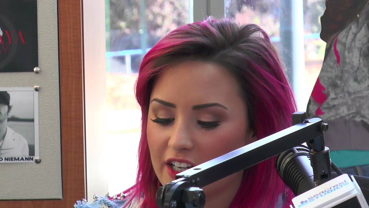 Demi Lovato Inspires Patients At Seacrest Studios