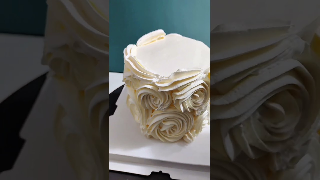 Super Easy Cream Rose Cake 🌹 | Simple & Elegant Cake Design