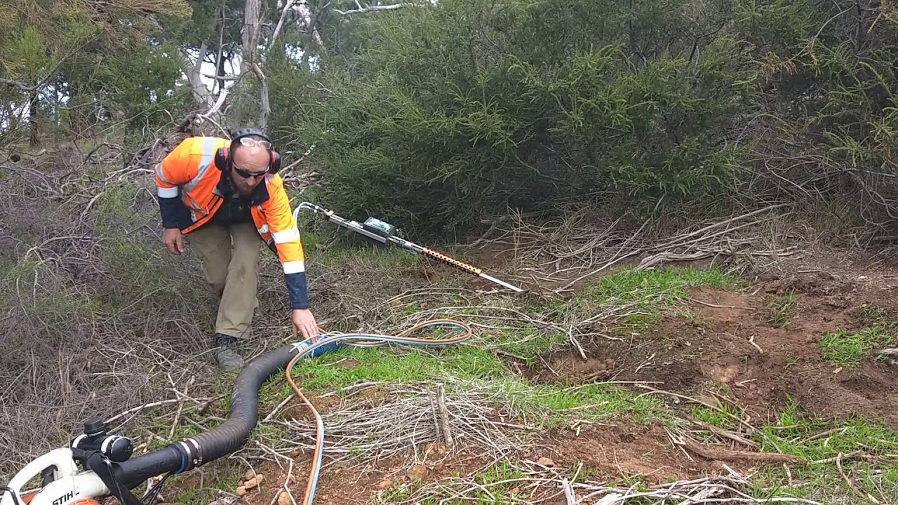 Rodenator - Destruction of Rabbit Warren with LPG & Oxygen Part 2