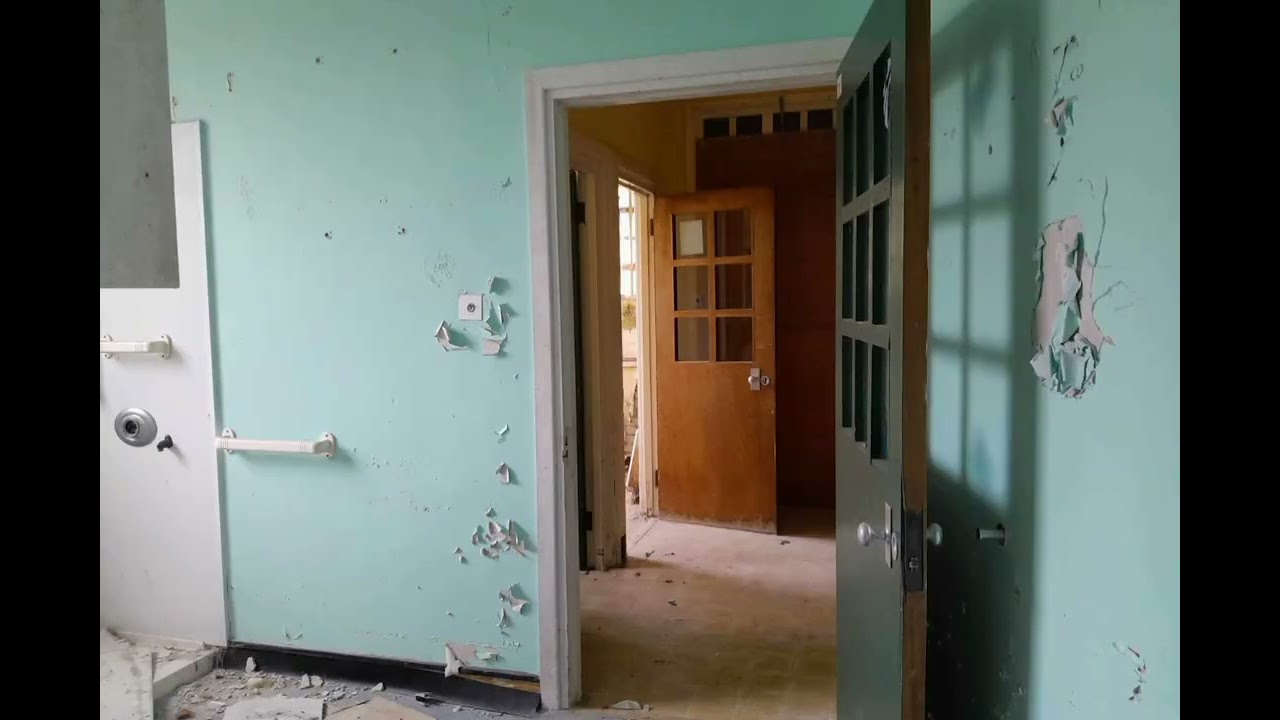 Muckamore Abbey Hospital - Psychiatric Lock Up Ward - Photos
