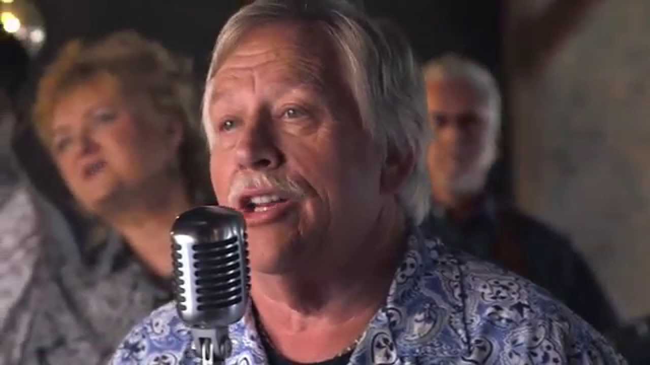 Lorraine Jordan & Carolina Road with John Conlee - Common Man
