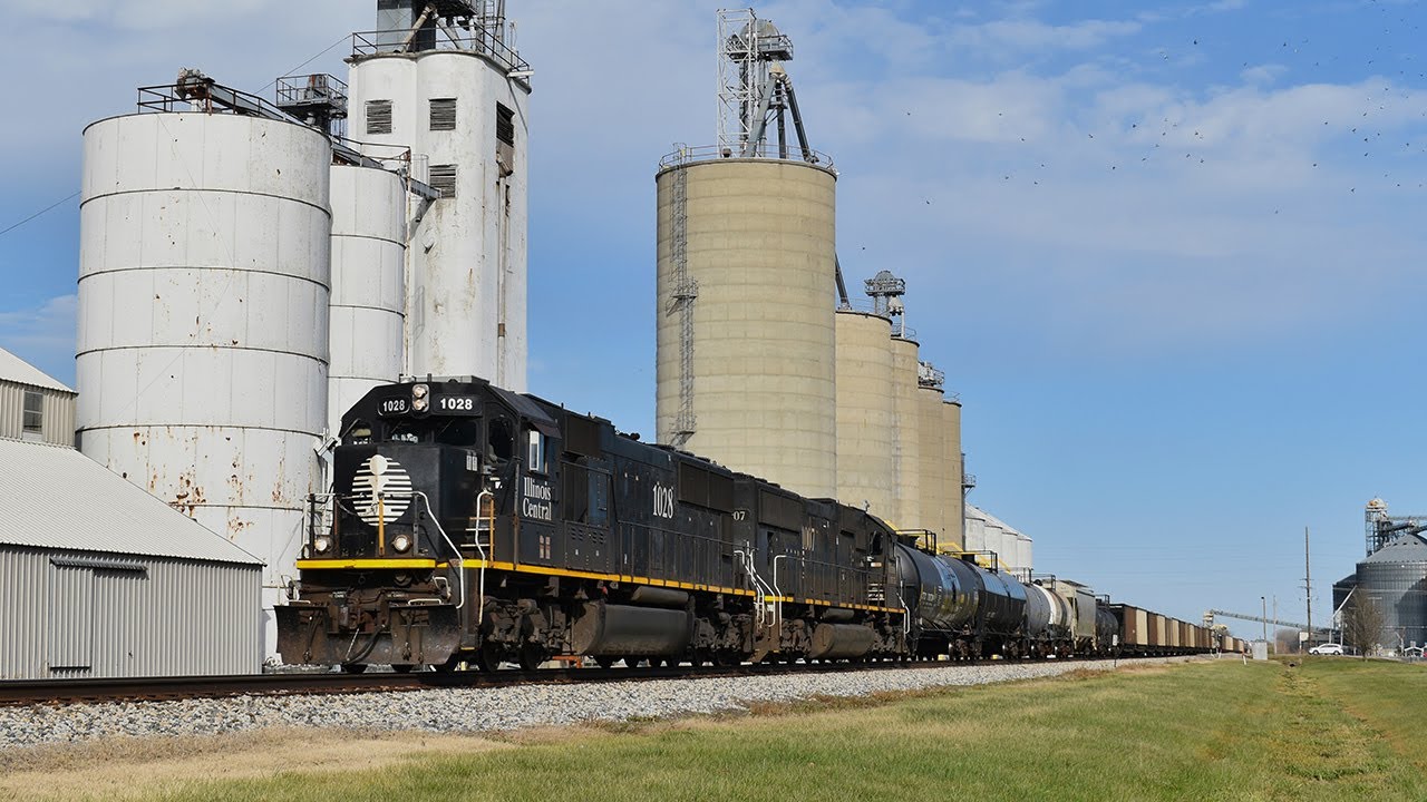Monday Trains w/ Heritage Units, Deathstars, & More