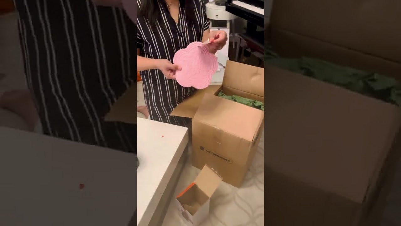 Le Creuset FTT 9/23/2022 Mystery Box #2 Pomona, CA