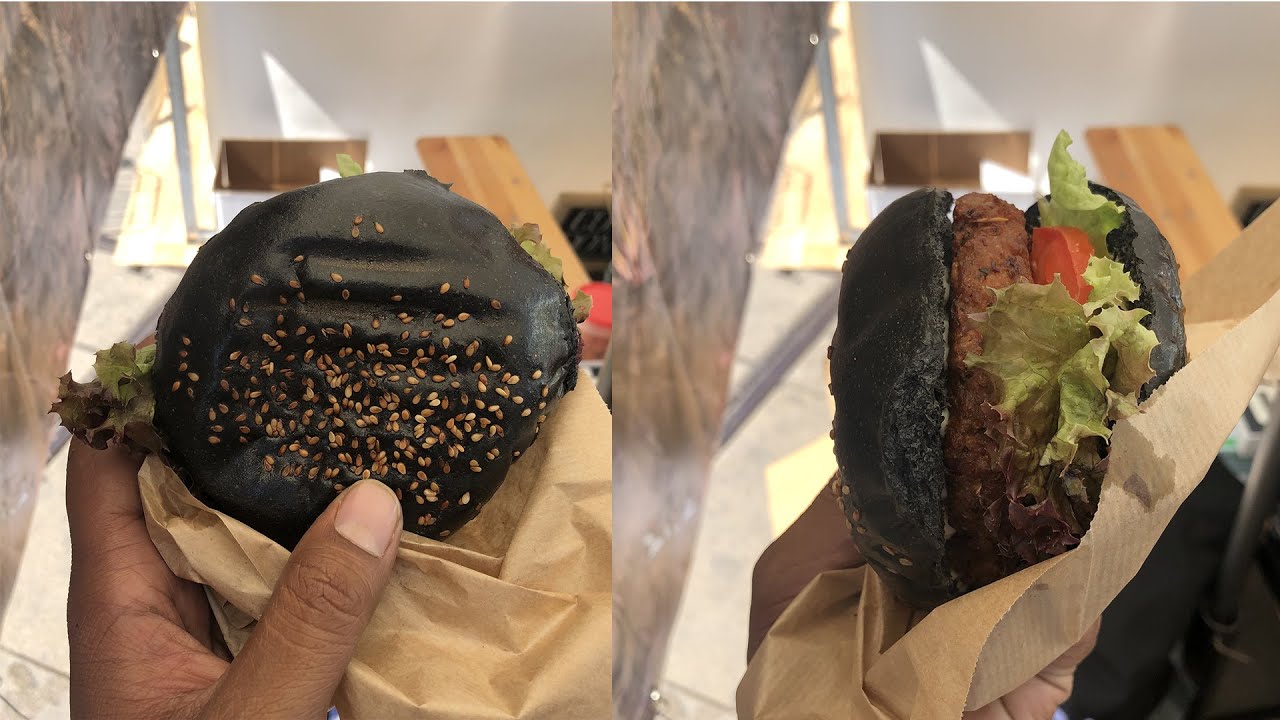 Vegan Market at Alexanderplatz - Dates, Datteln and Black Bun Burger