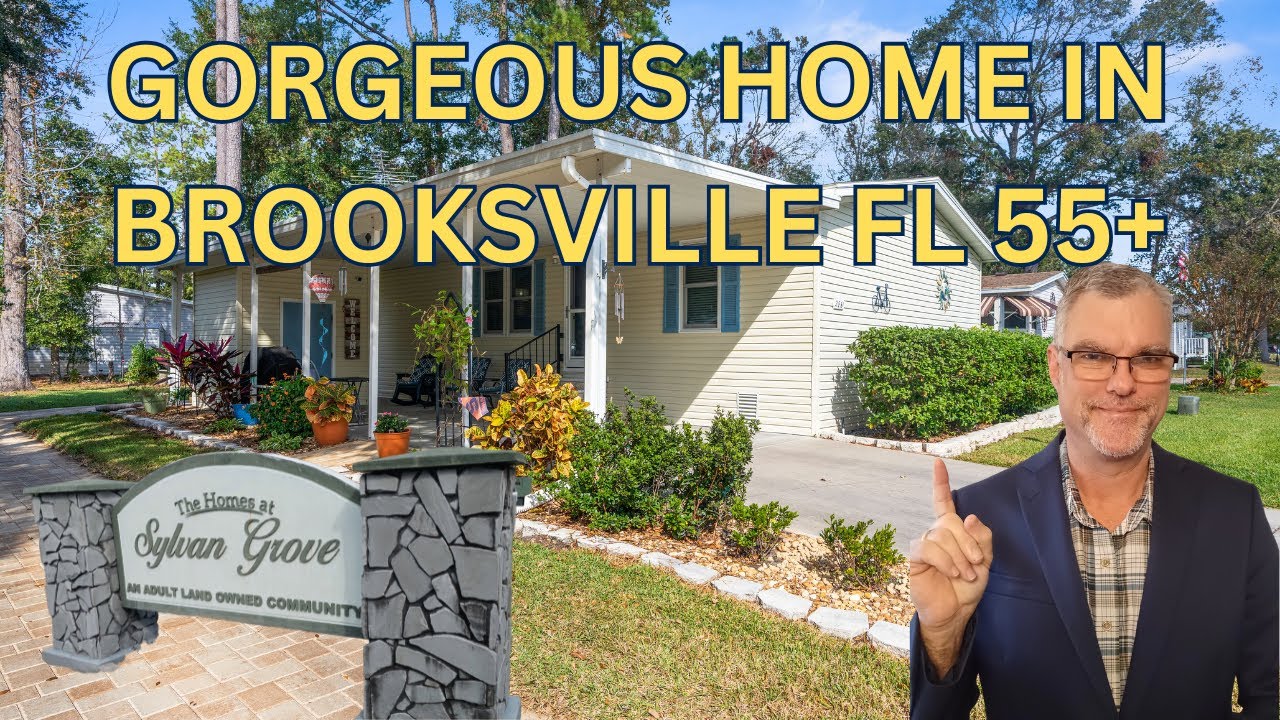 Beautiful Updated Home in 55+ Community of Brooksville Florida