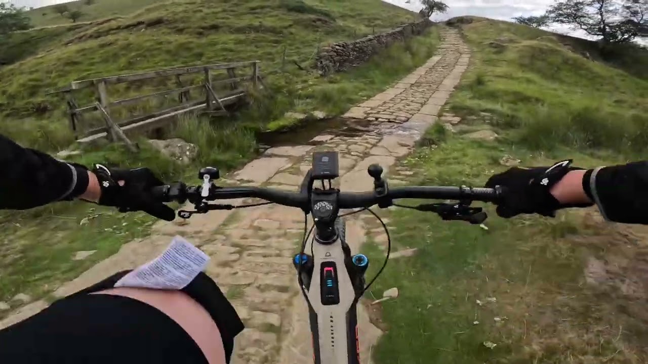 Mondraker Crafty rr 2023 model in the peak district ￼￼