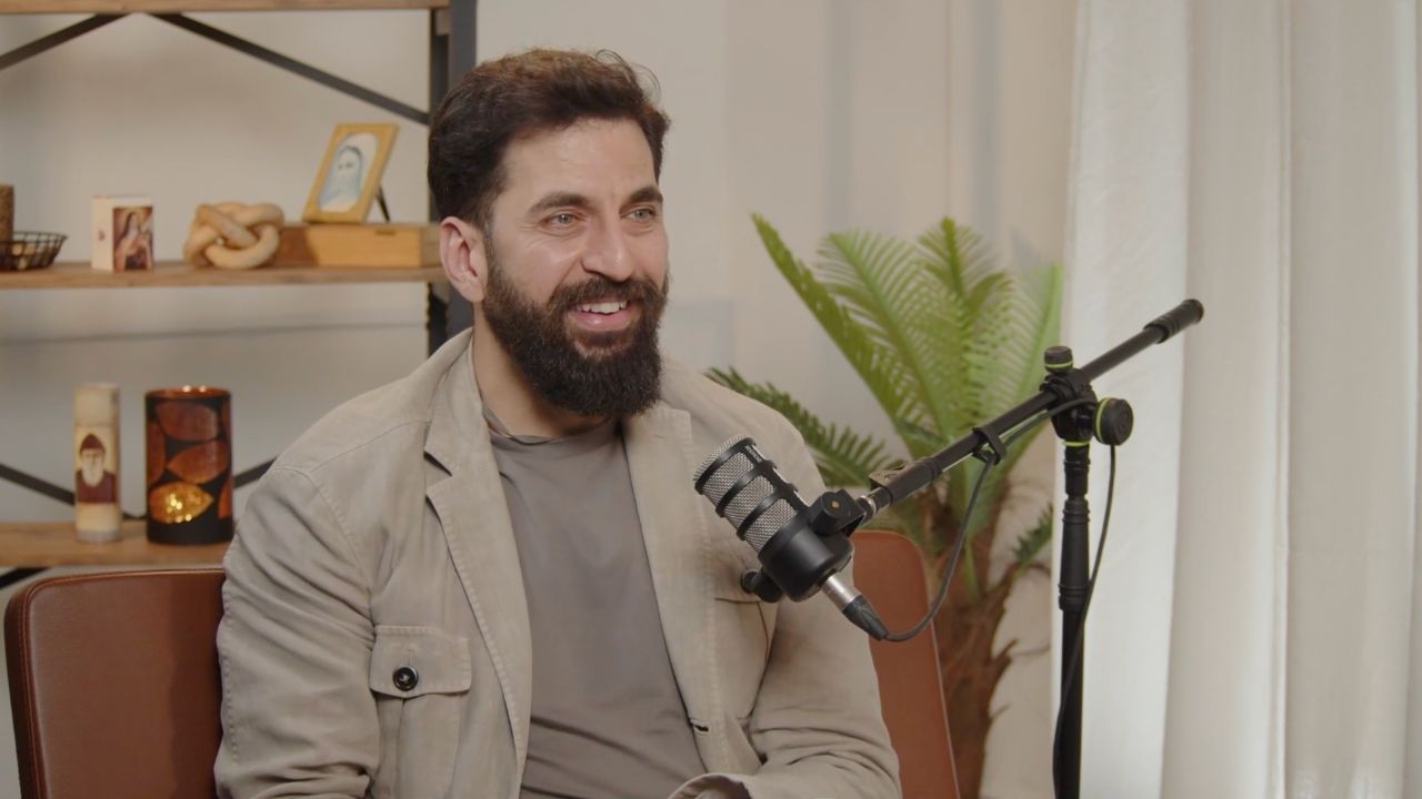 10,000 Questions. One Answer: Jesus Christ - Elie G. Eid