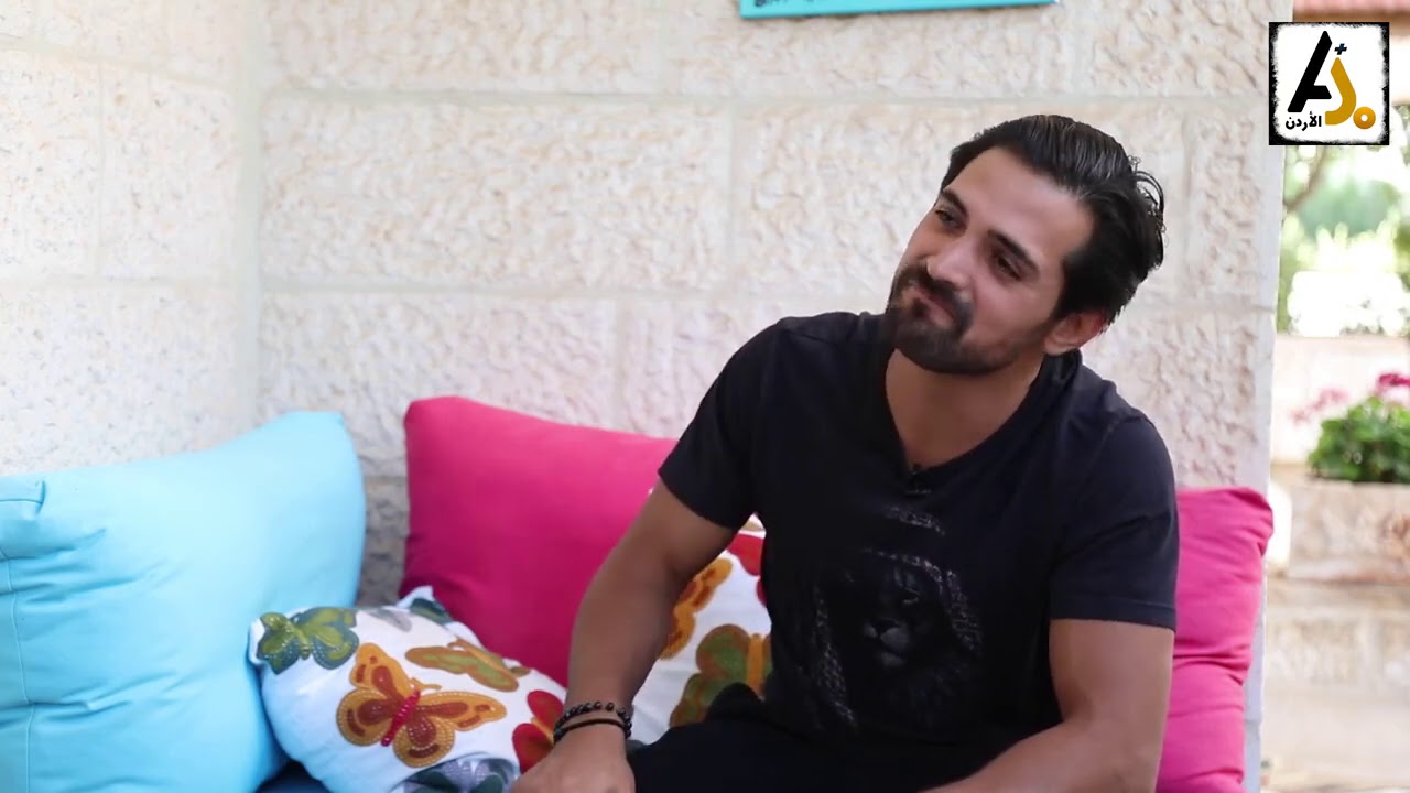 أنا زيي زيكم !!.. محمد العبداللات يتغلب على التأتأة