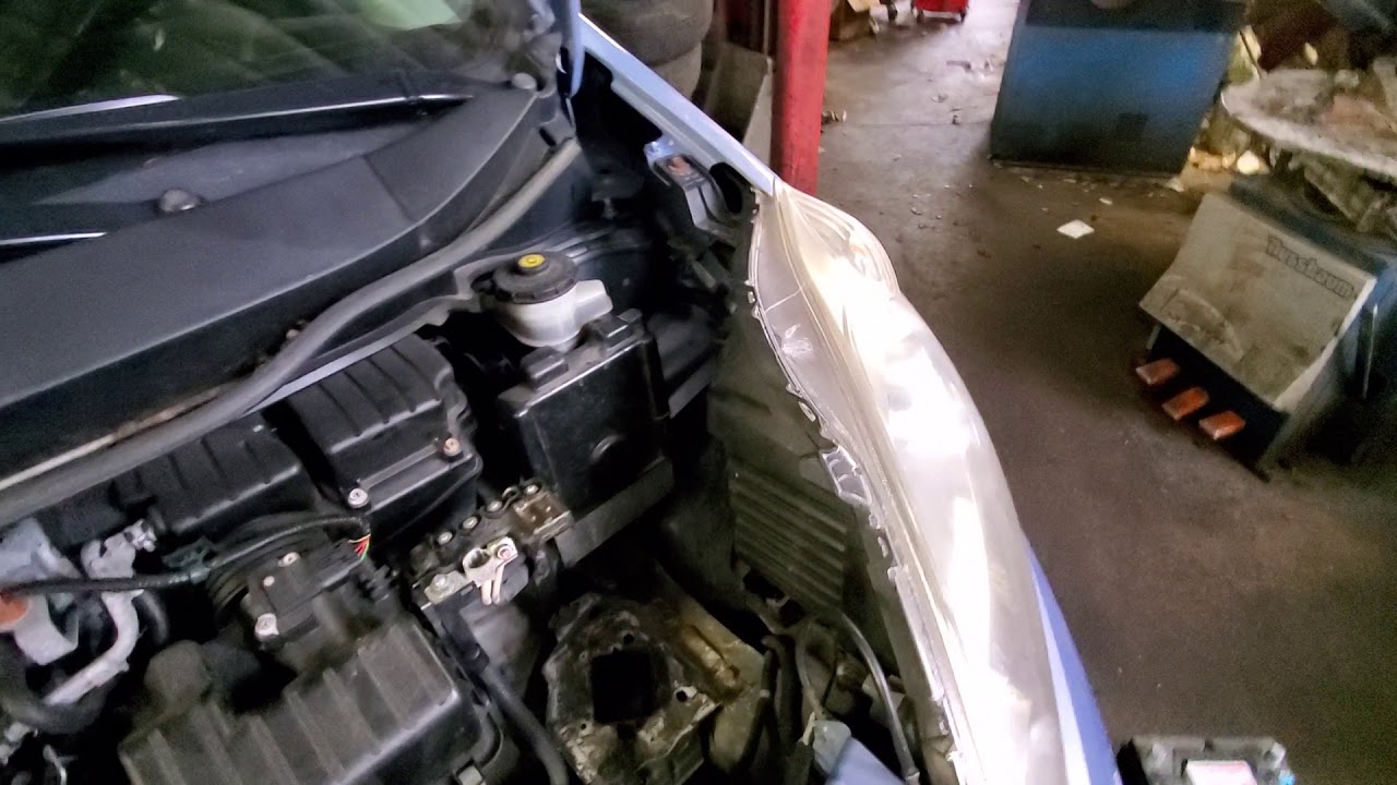Утечка заряда батареи Honda Fit 2009 года.