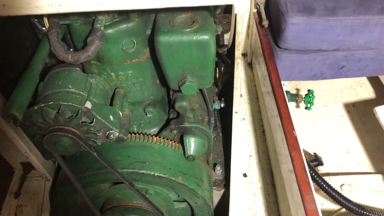 Starting my Sabb single cylinder Diesel engine on my gaff rig boat