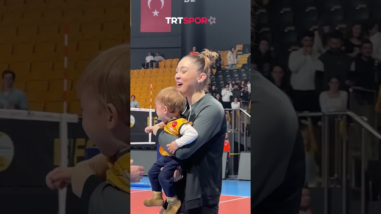 Baba kucağı gibisi yok. 😅 #zehrag&uuml;neş #vakıfbank