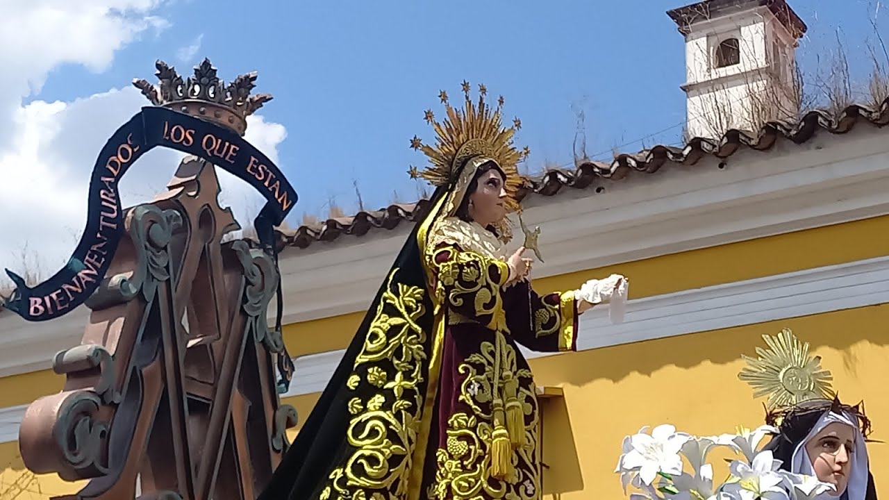 Proseción de la Santísima Virgen de Dolores de la Iglesia de Santa Catarina Bobadilla