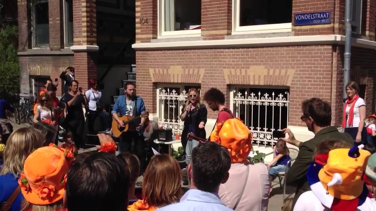 Anouk op koninginnedag