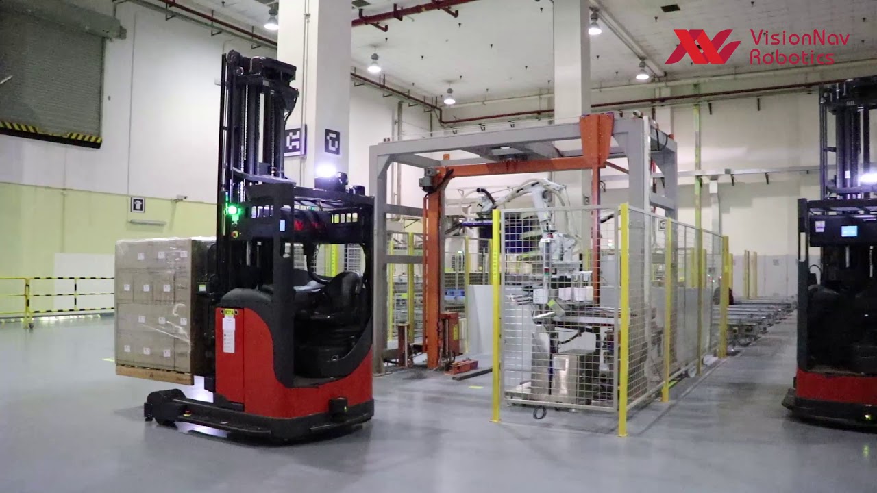 VisionNav Autonomous Forklift Vehicles (AGVs/AMRs) - a typical application in FMCG