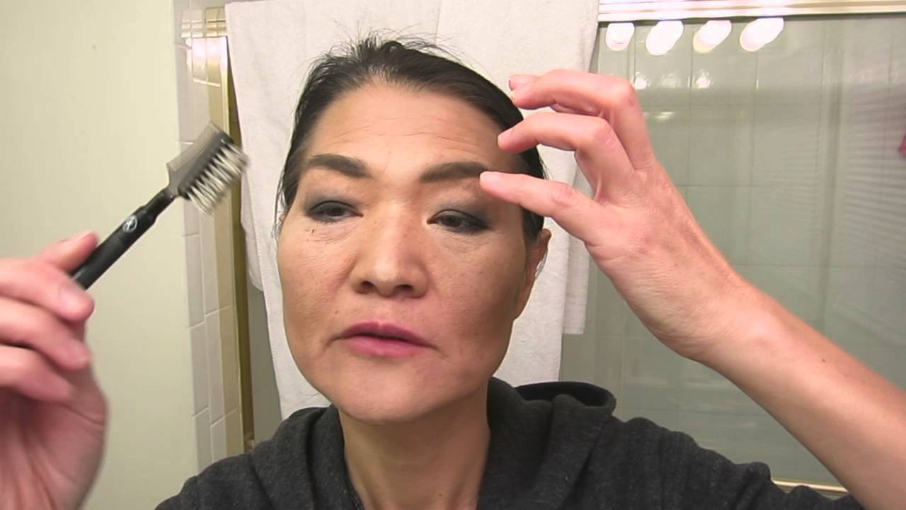 Makeup blablabla - contouring a flat face asmr