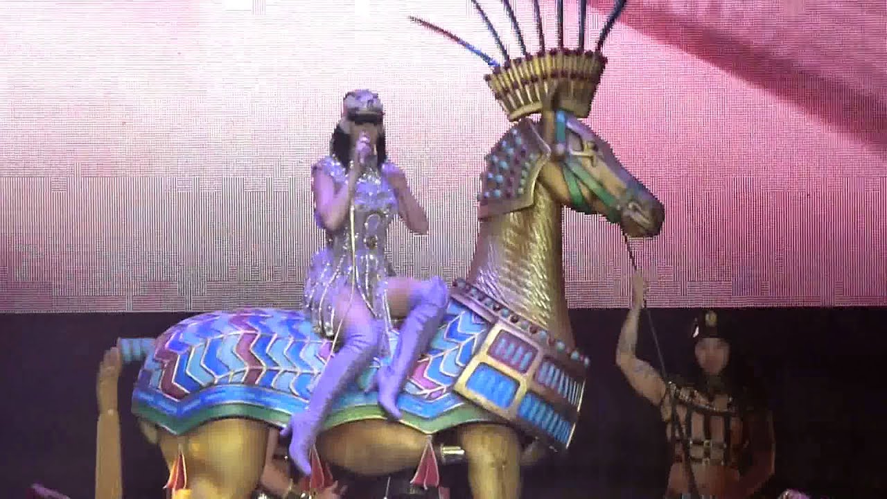Dark horse - Katy Perry Prismatic World Tour Costa Rica - October 18th, 2015