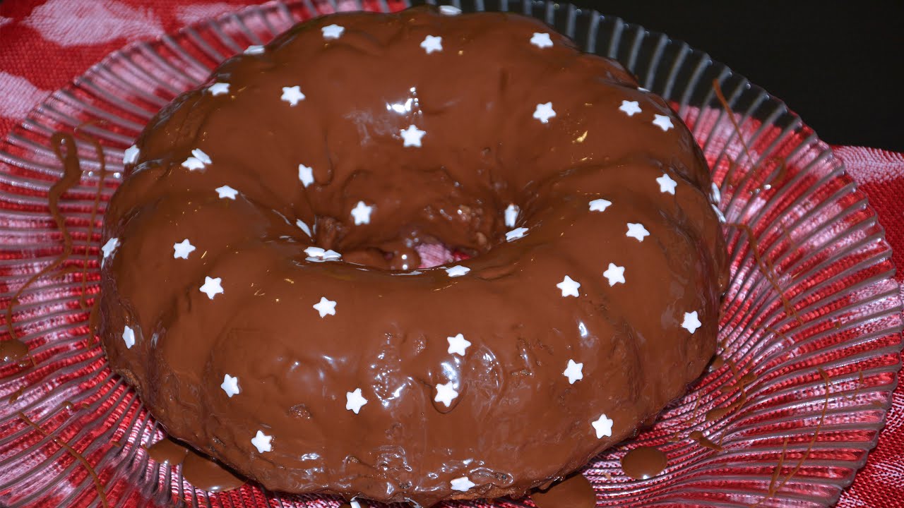 Easy Chocolate Bundt Cake with Ganache