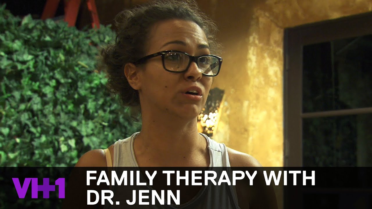 Sister Patterson Attacks Briana DeJesus' Motherhood | Family Therapy With Dr. Jenn