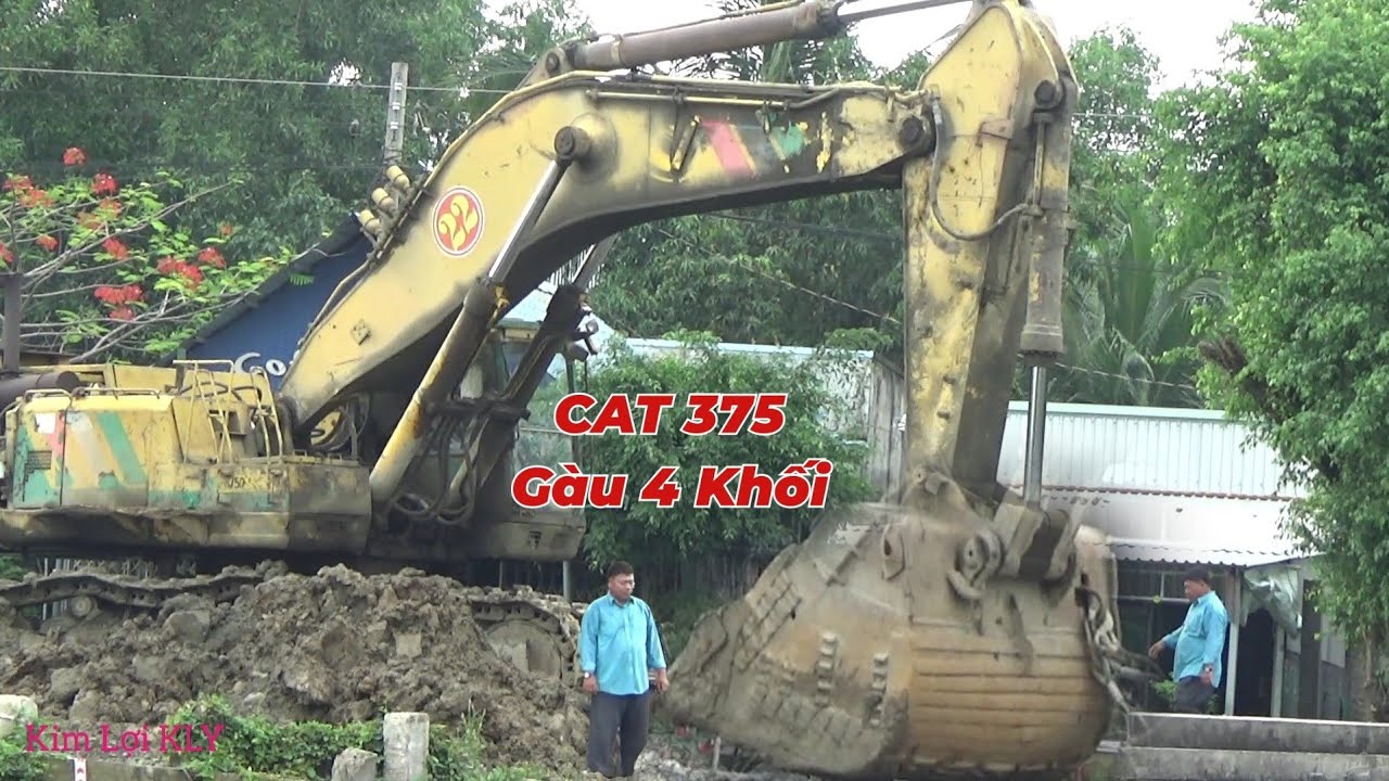 Khủng long CAT 375 Nặng 80 Tấn.đóng cừ bê tông 6 m