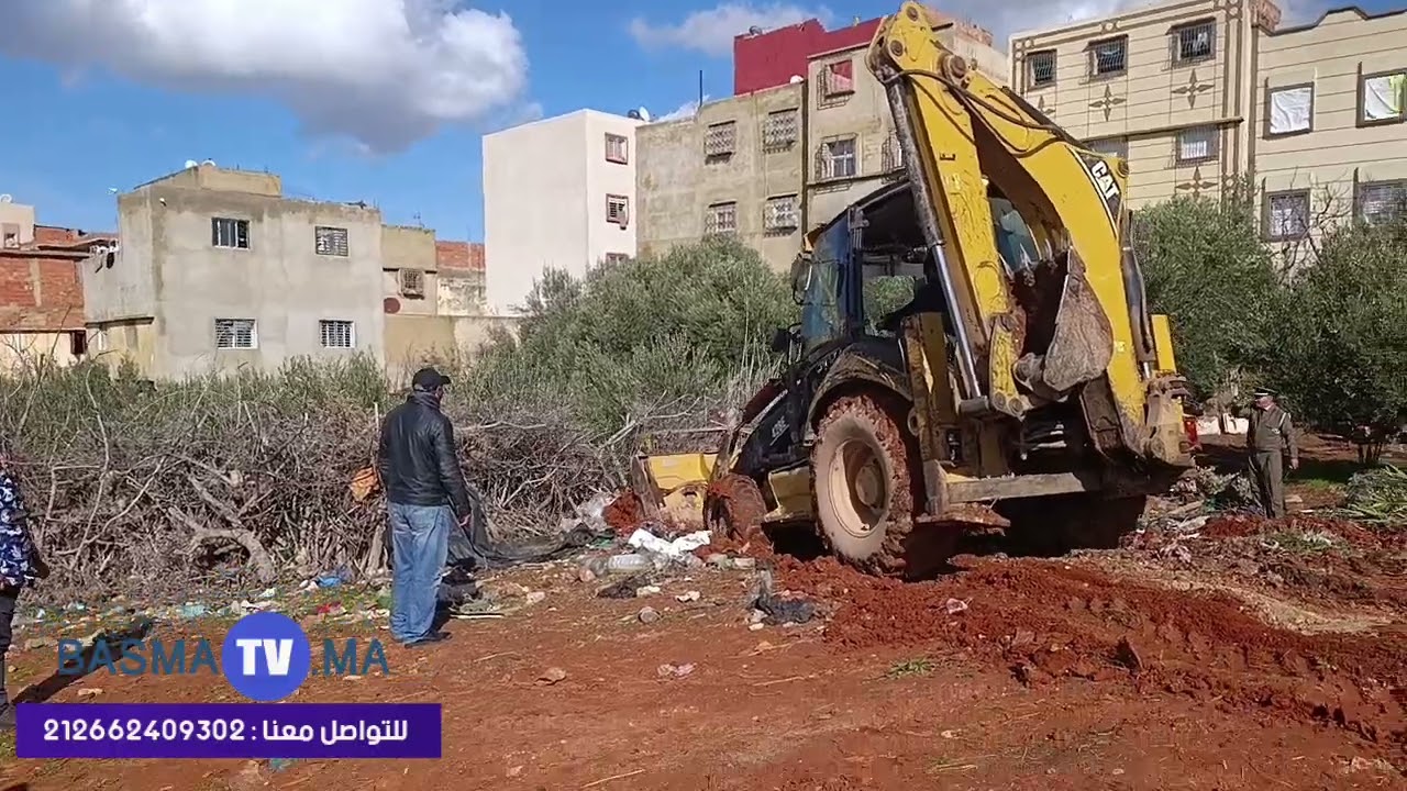 مكناس/حملة السلطات مقاعة 17 بدوار ميكة لهدم البناء العشواءي لتحرير  الملك العمومي بصمة تفي