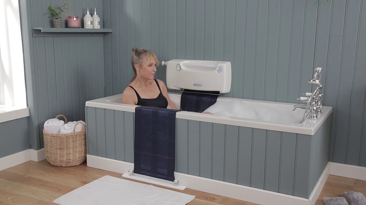 Oak Tree Riviera Plus Bath Lift Demo