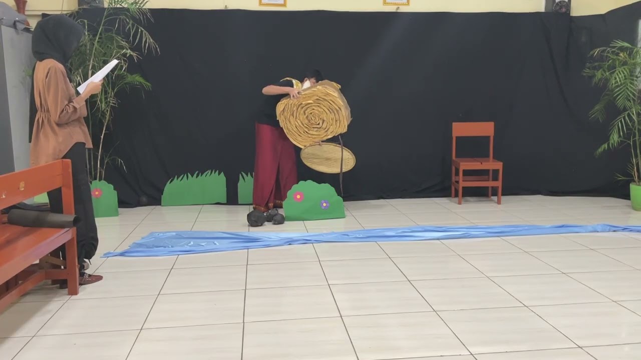 DRAMA UPRAK XII-4 