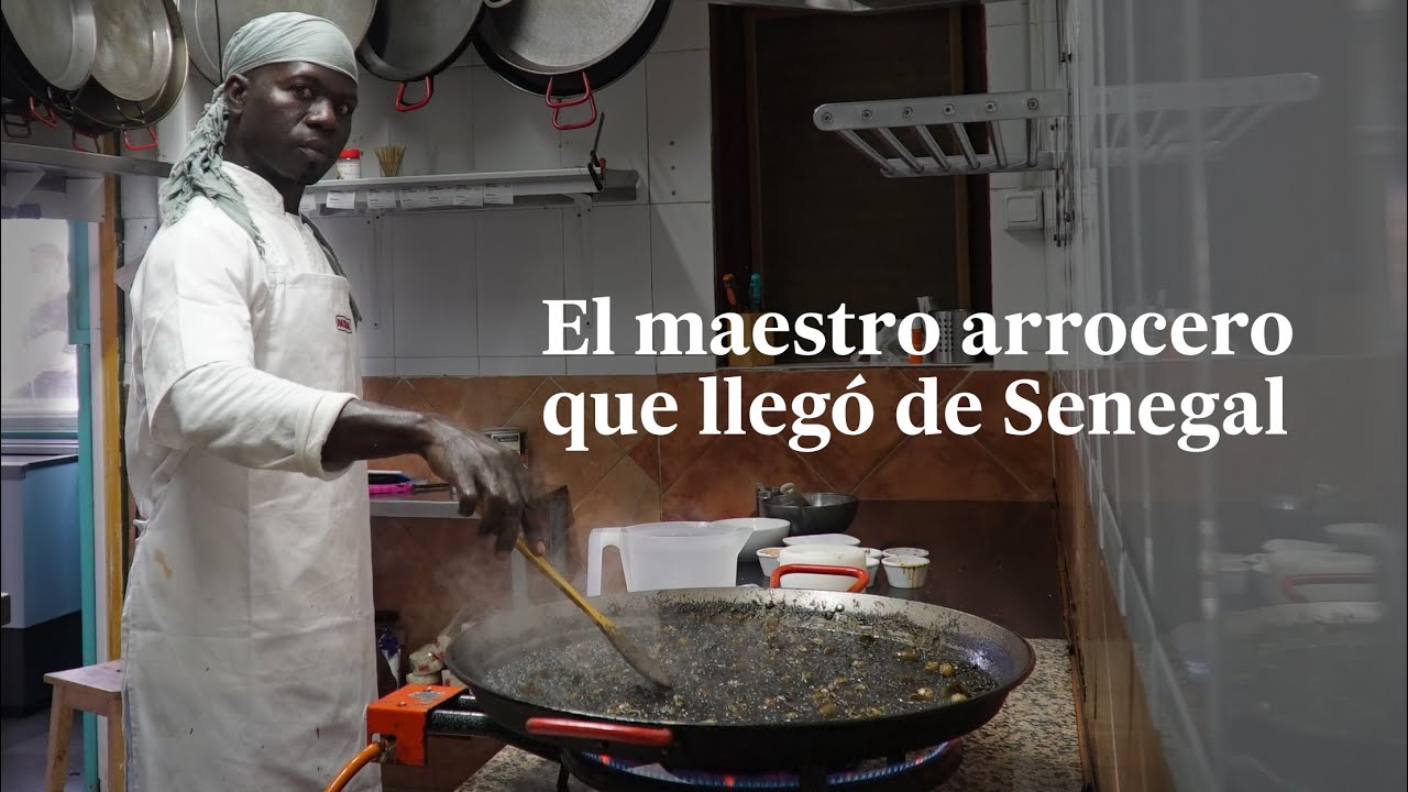 REPORTAJE | El REY de la PAELLA que llegó en PATERA desde SENEGAL | INMIGRACIÓN