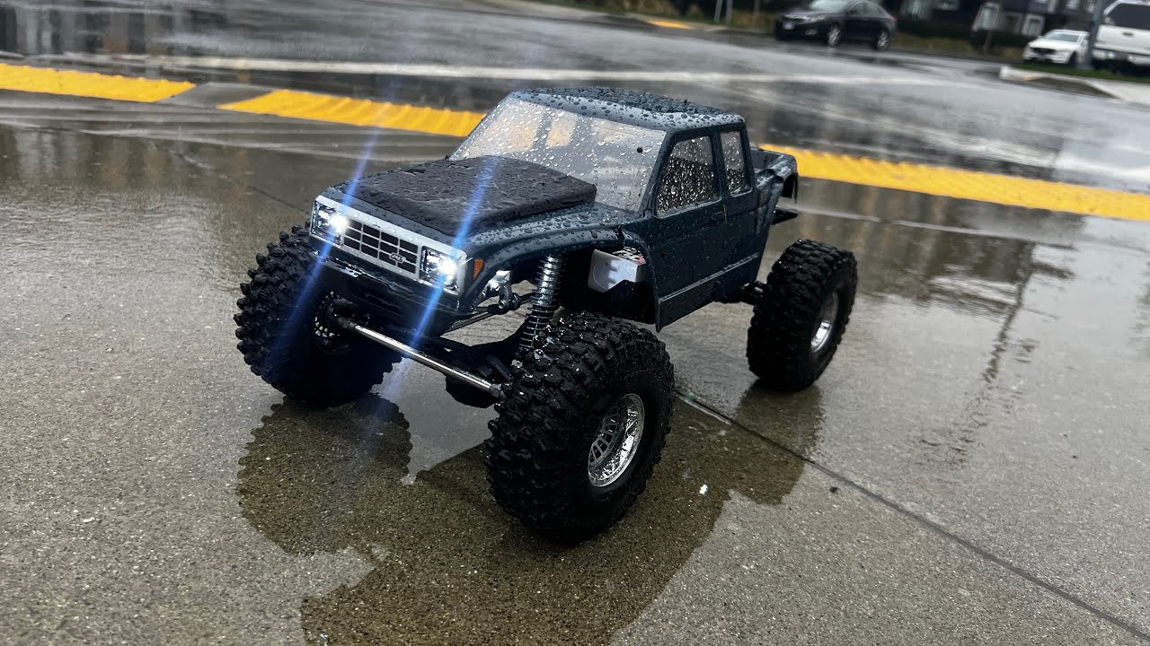 Getting used to my new SCX10.3 Base Camp