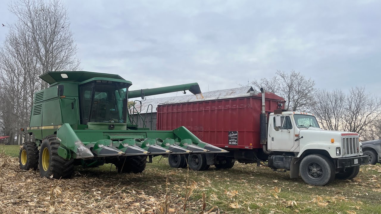 Corn Harvest 2023: John Deere 9500 Cold Start