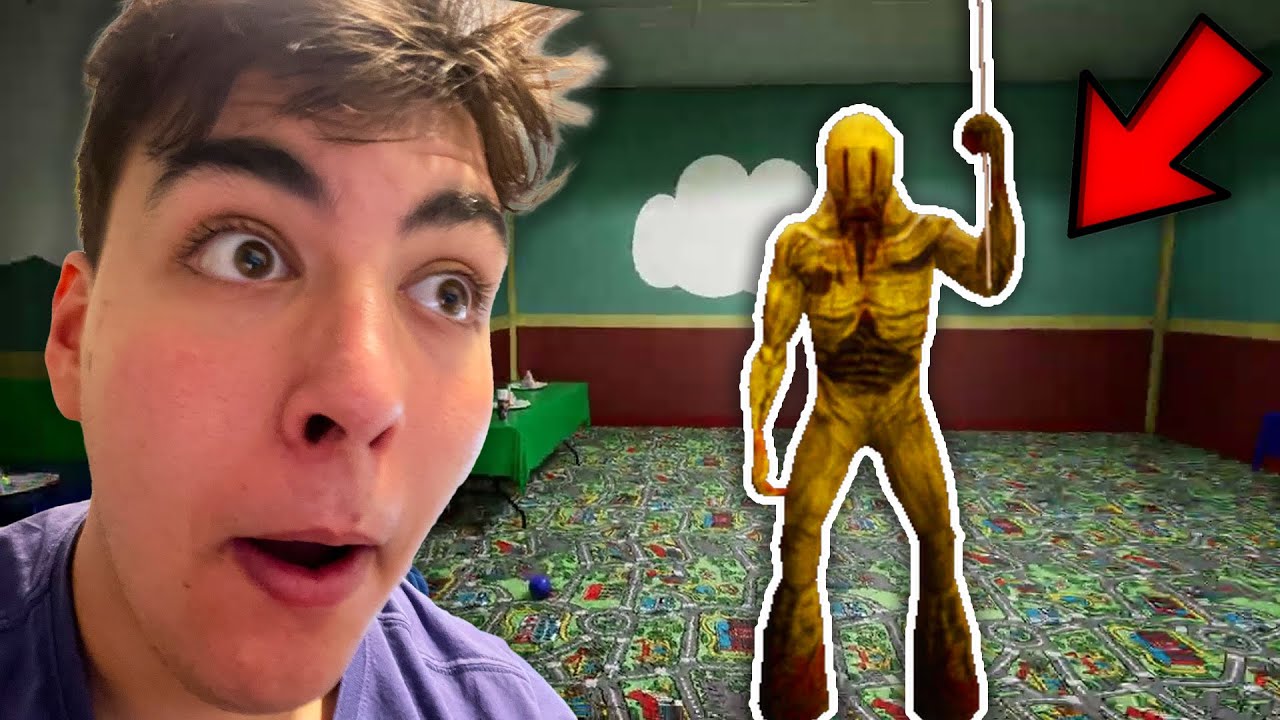 ESCAPE THE BACKROOMS! WE ARE COOKED CHAT Part 4