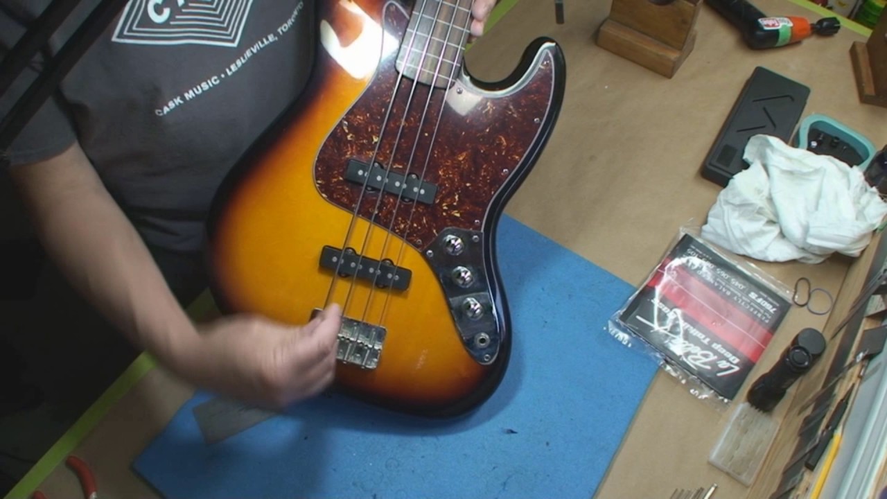 Настройка Fender Fretless Jazz Bass