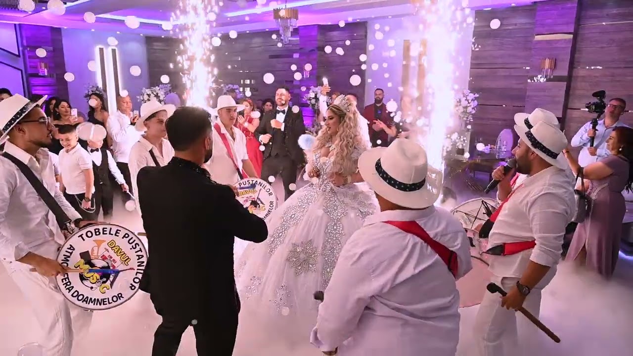 Nunta Larisa & Mihai -Dansul Mirilor - Clip5