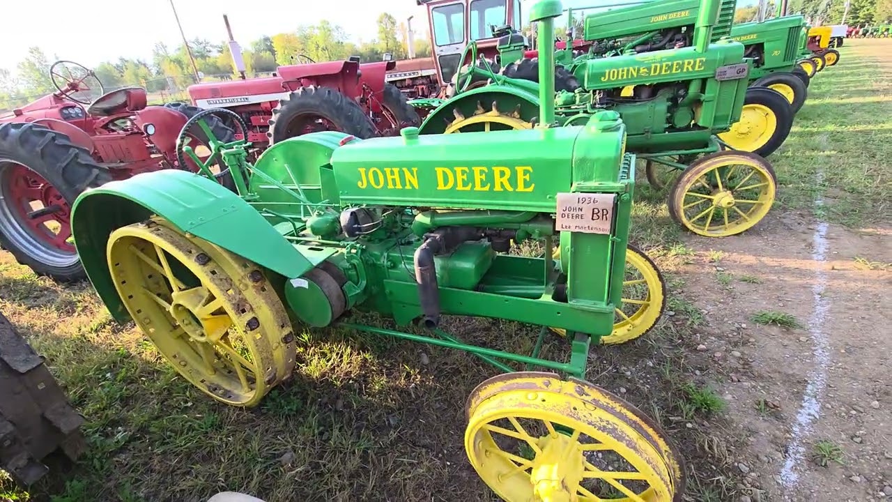 Необычные тракторы John Deere. (Олбани.)