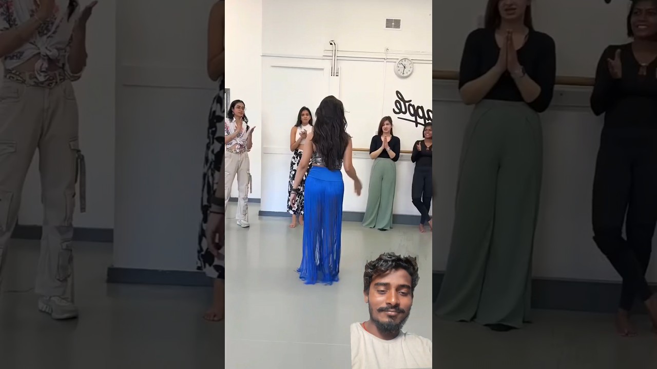 #Aaj