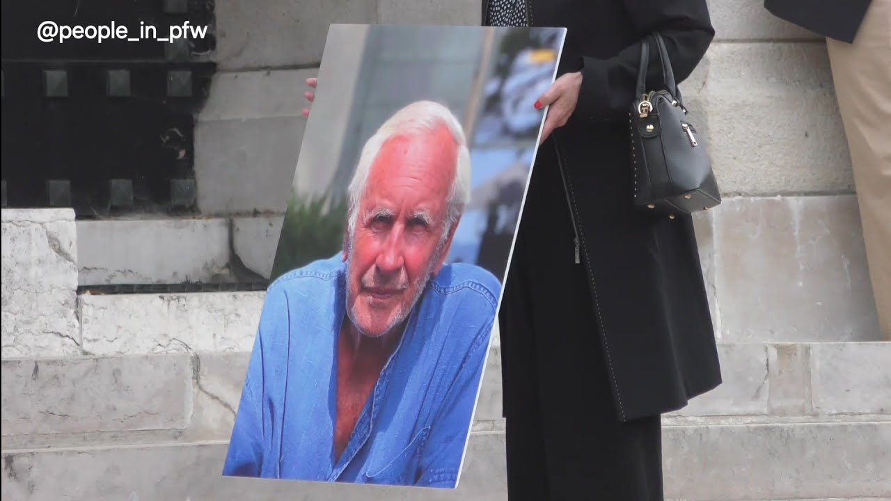 Les célébrités présentes aux obsèques de Patrice Laffont à Paris - 23.08.2024