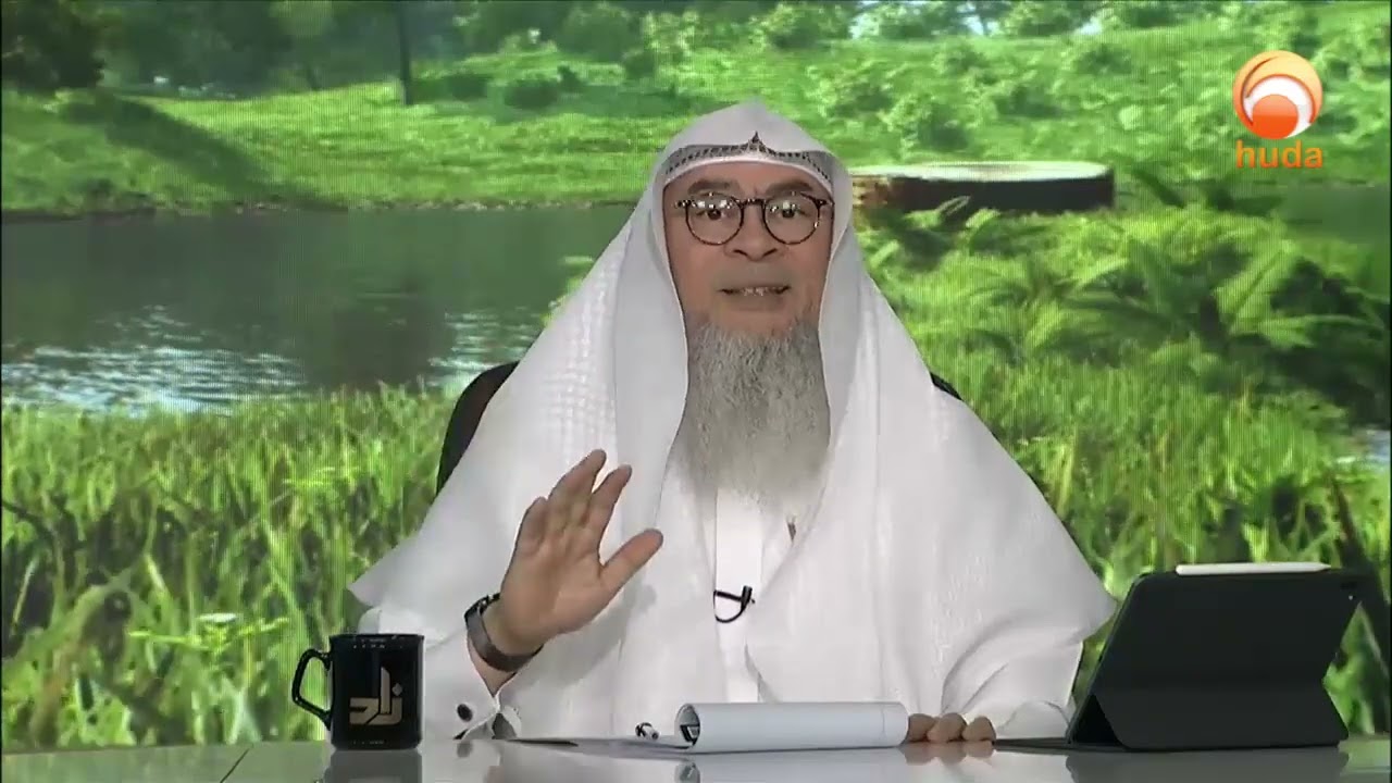 you made a grave mistake when you mention dr Muhammad Salah name  Sheikh Assim Al Hakeem  