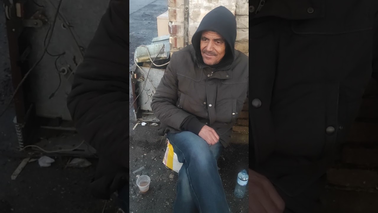 قصة رجل يحكي المعنات والمشاكل عبوره عبر دول البلقان