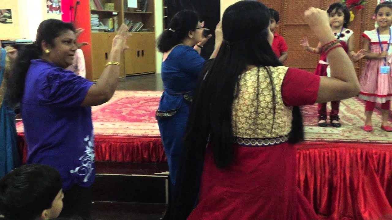 Chicken song performed by kg1 students of little flower English school , Dubai..