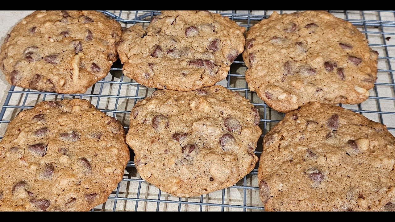 DoubleTree Hilton Hotel Signature Cookie - Chocolate Chip