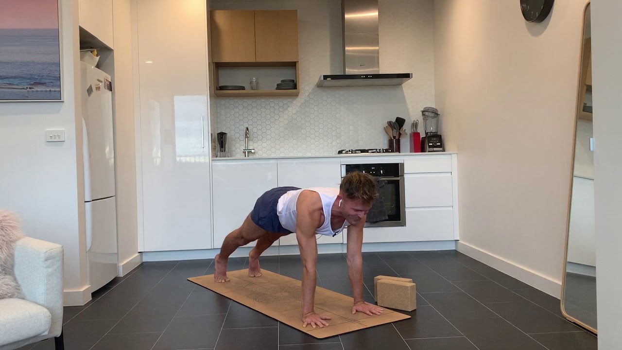 Strong Vinyasa - Warrior 3 Flow