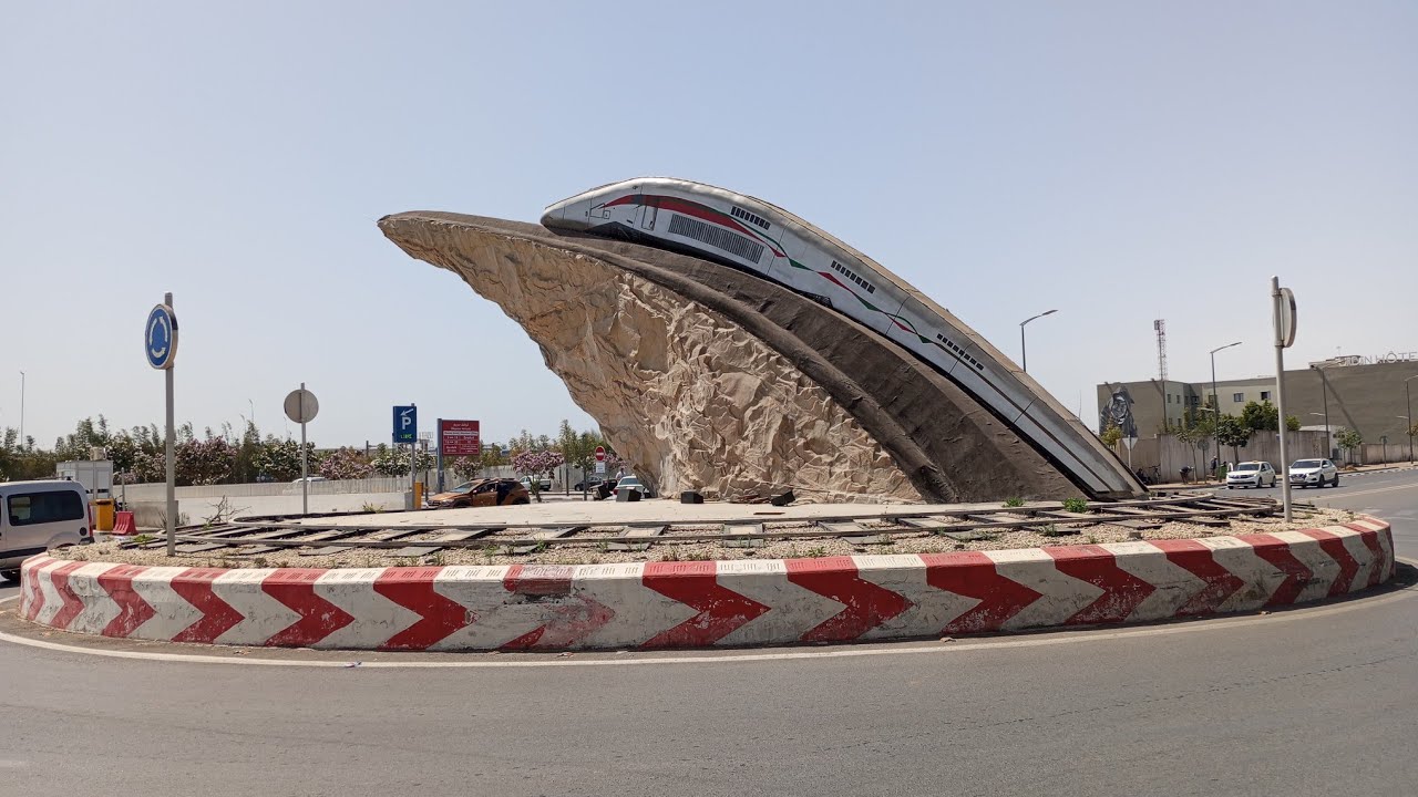 جولة قرب محطة القطار بمدينة القنيطرة