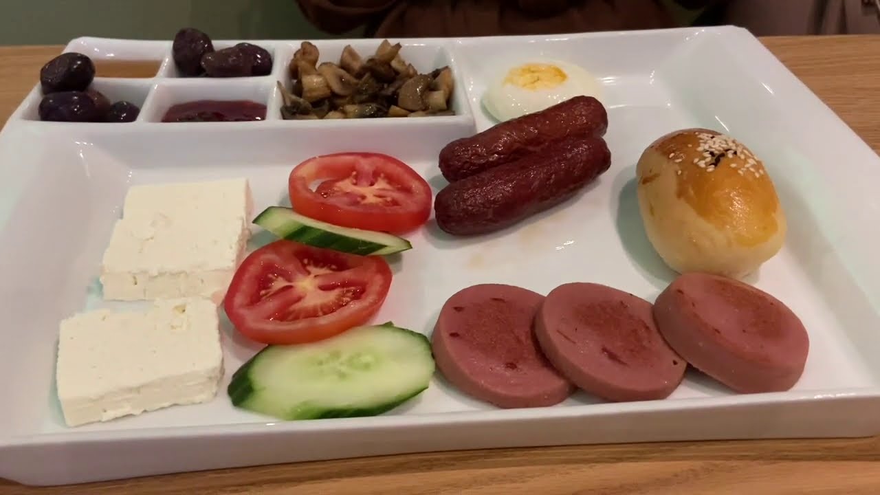 Moral Cafe Restaurant Review