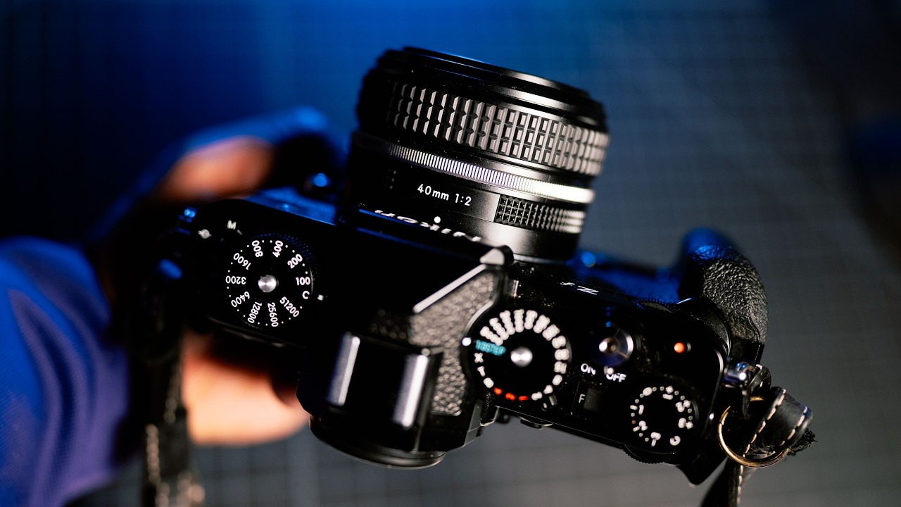 Действительно ли этот пластиковый объектив — настоящая «Nifty 50» от Nikon?