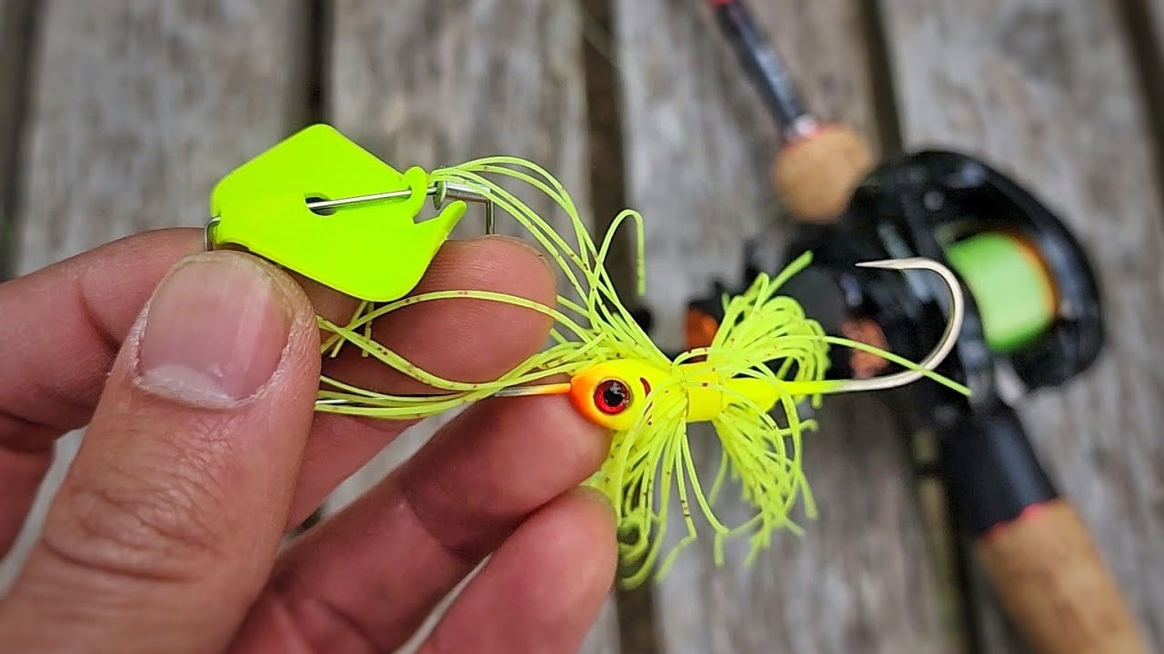 BFS Fishing Small Buzzbait в болоте для ловли окуня и змееголовов