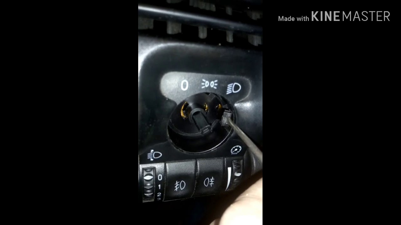 Снимаем блок управления светом Opel. Замена лампочки подсветки.