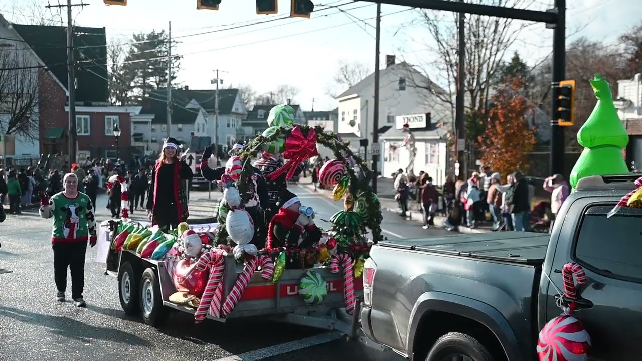 Methuen Santa 2025 1 of 2