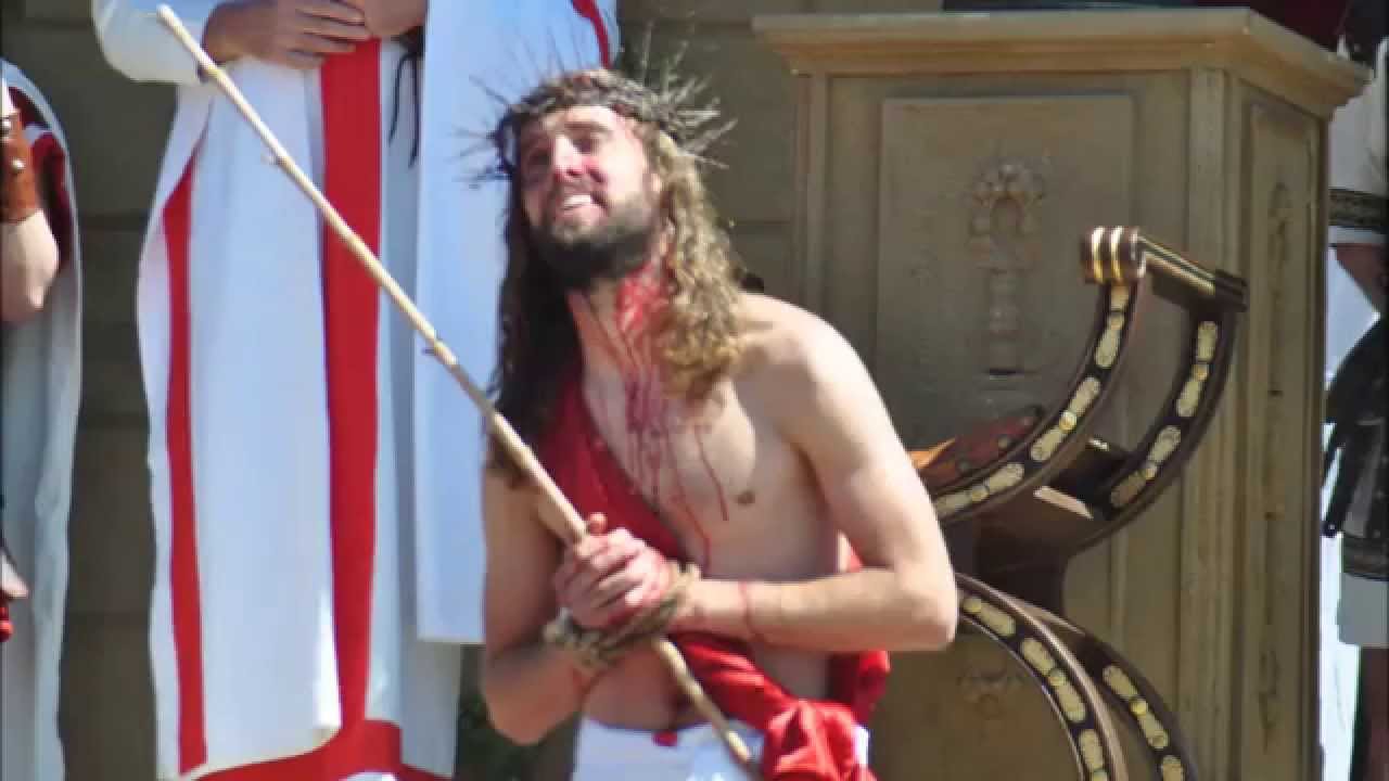 PASION VIVIENTE DE CASTRO URDIALES abril 18, 2014