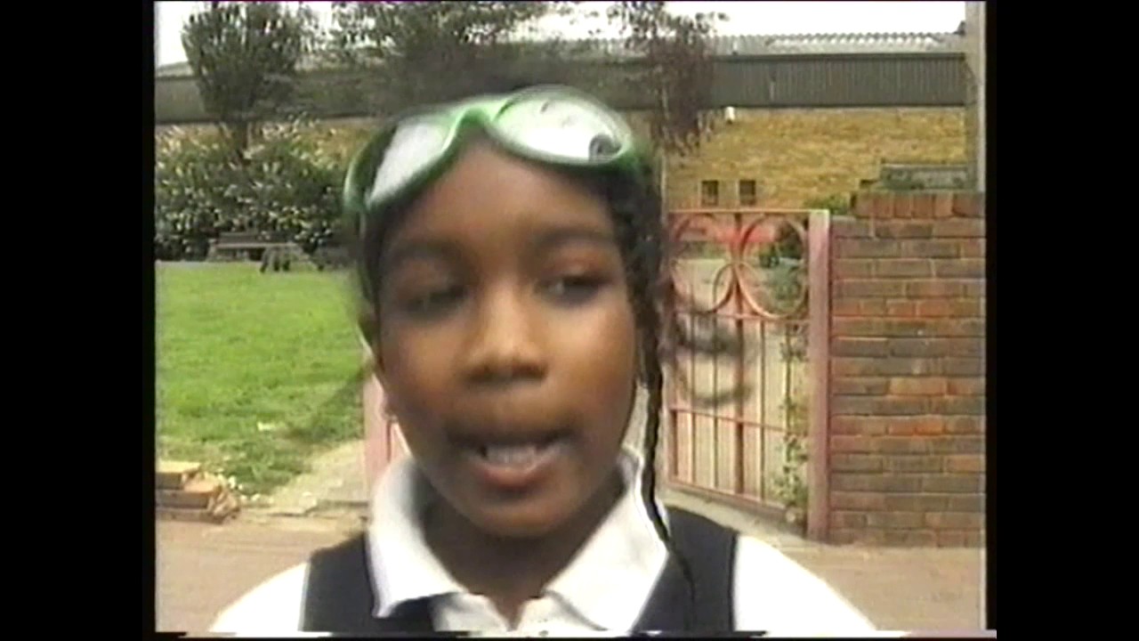 4Learning, night-time broadcast on S4C, autumn 2000, part 4 - a 5 minute junction.