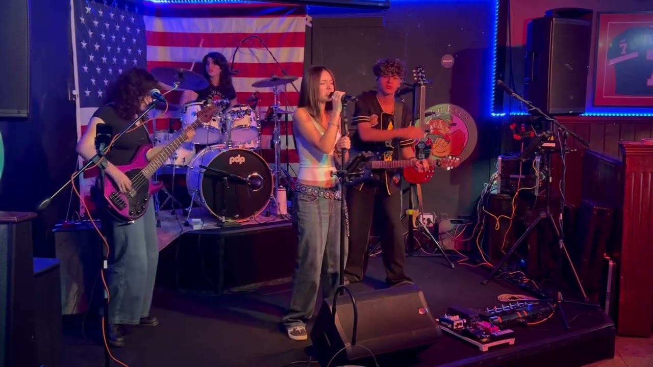 Sweet Child O’ Mine (Guns N’ Roses) UNRAVEL BAND